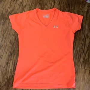 hot pink underarmor short sleeve size S